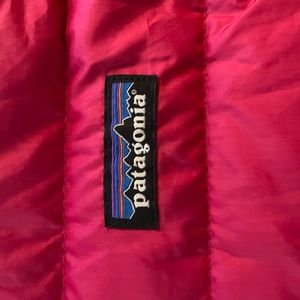Pink Patagonia small puffer jacket
